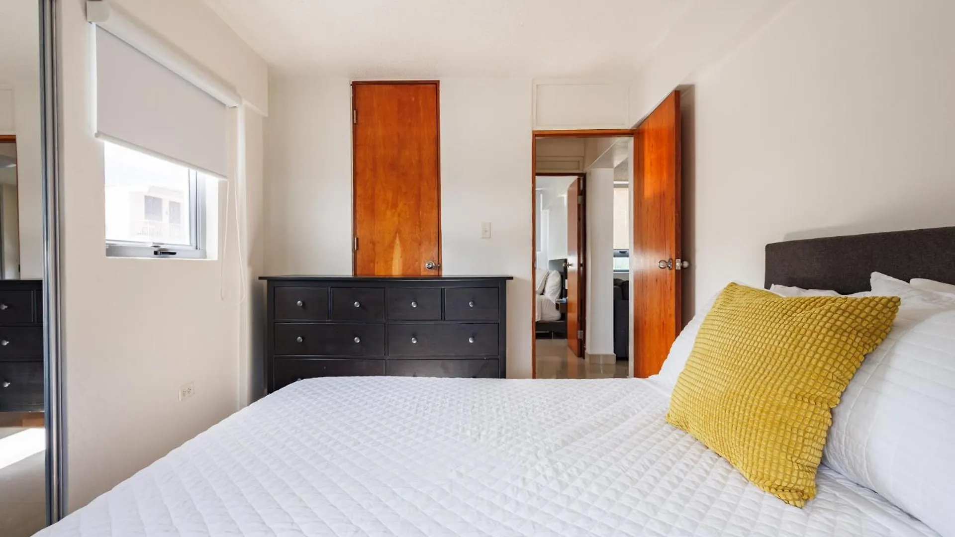 Avila Suites San Juan Guest house